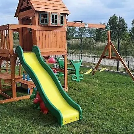 Family In Near Lighthouse * ニエホジェ