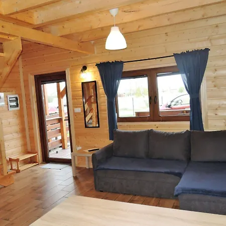 別荘 Family In Near Lighthouse *