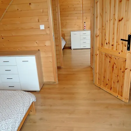 Family In Near Lighthouse 別荘 ニエホジェ